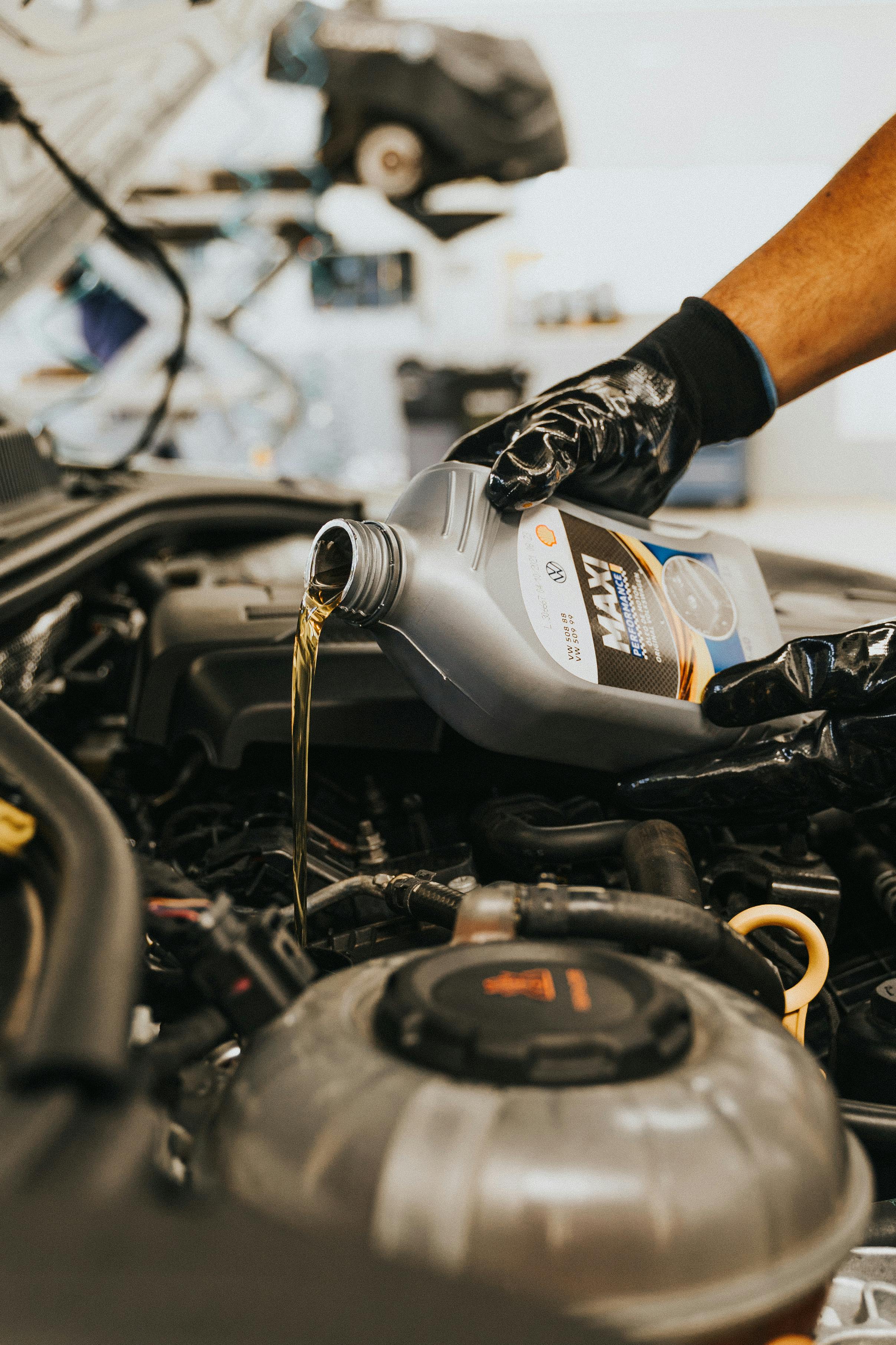 Lubrication service at Auto Experts